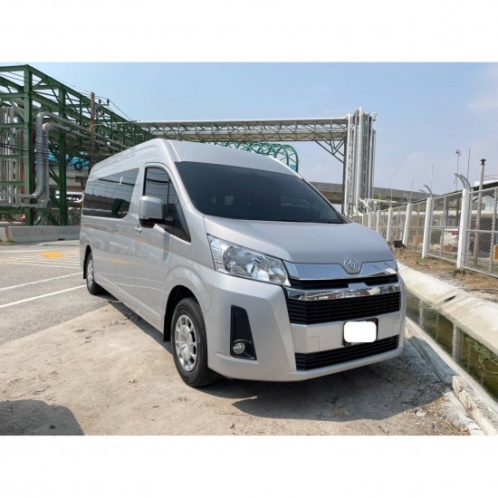 Toyota Commuter - บริษัทรถเช่าชลบุรี-พร็อพอัพ